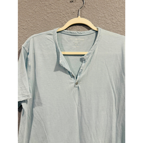 Men's Lucky Brand T-Shirt, Light Blue, Size M - Picture 2 of 6